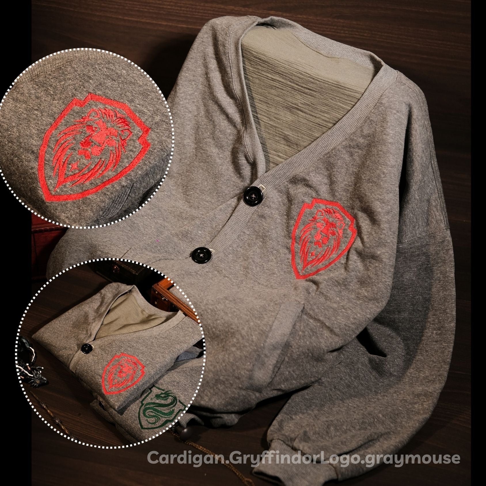 Áo cardigan nút cài xám chuột, biểu tương 4 nhà: Gryfindorr, Slytherine, Ravenclaw, Hufflepuff. Tặng hình thêu tên trên tay áo