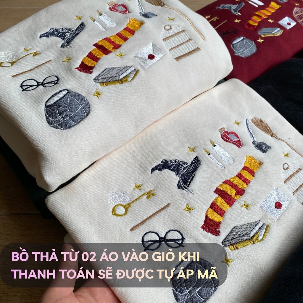 Sweater Rương của Harry hàng sẵn sale off chỉ còn 299k/áo khi mua từ 2 áo, tặng thêu tên trên tay